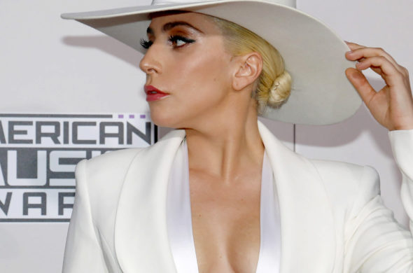 LADY GAGA – inspirujte se její nově nabytou elegancí!